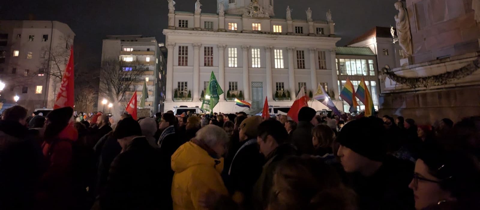 Haltung zeigen trotz Kälte: Über 1000 Menschen demonstrieren in Potsdam gegen Rechts