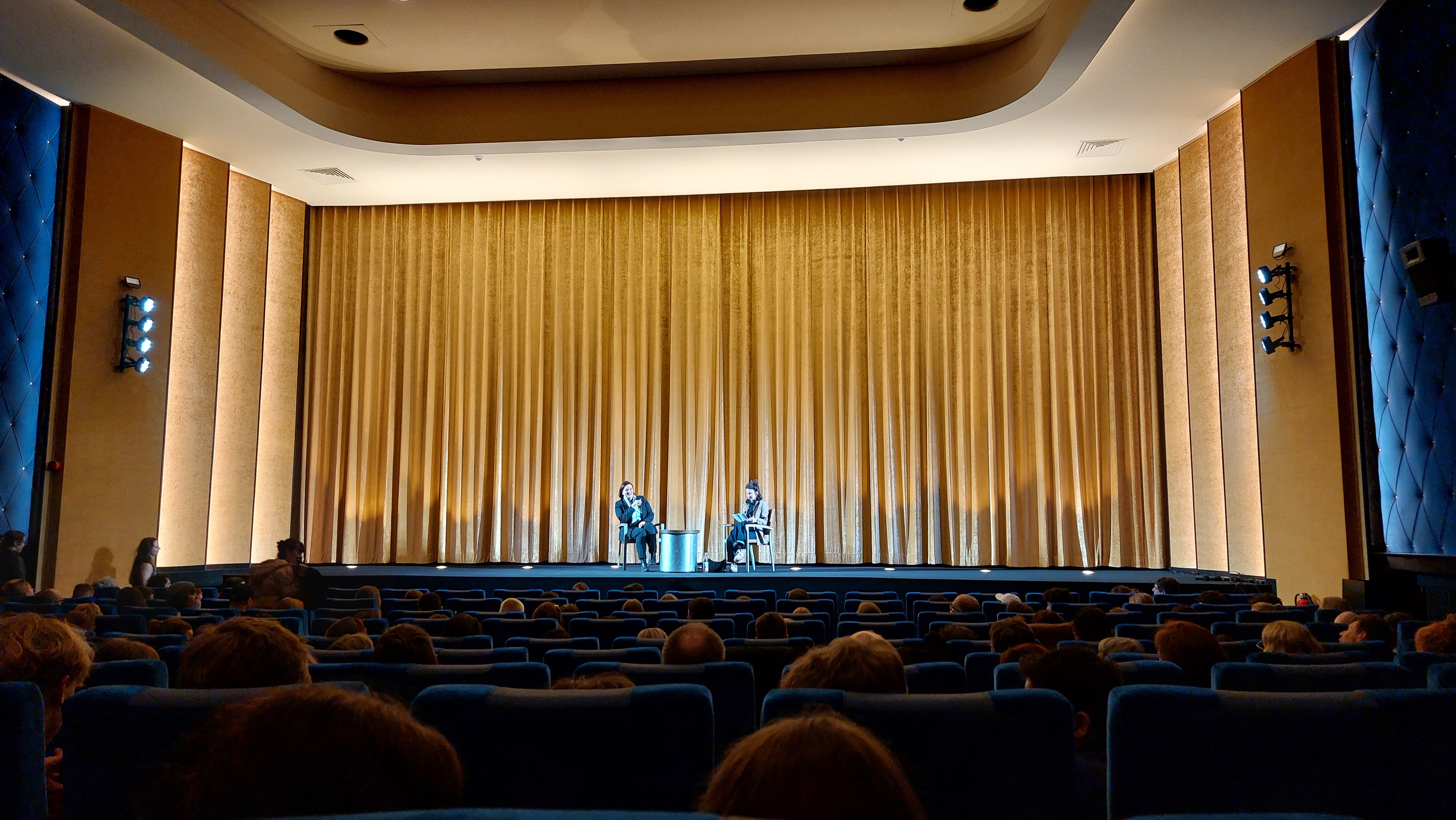 Wird man als Mörder geboren? Über die Zusammenhänge von Persönlichkeiten, psychischen Störungen und Kriminalität